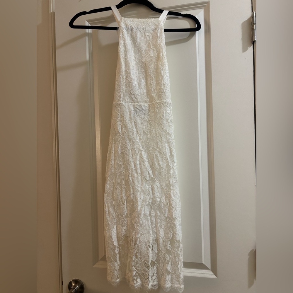 Lulu's Ivory Lace high neck midi dress with low back. worn once !! Size xs.